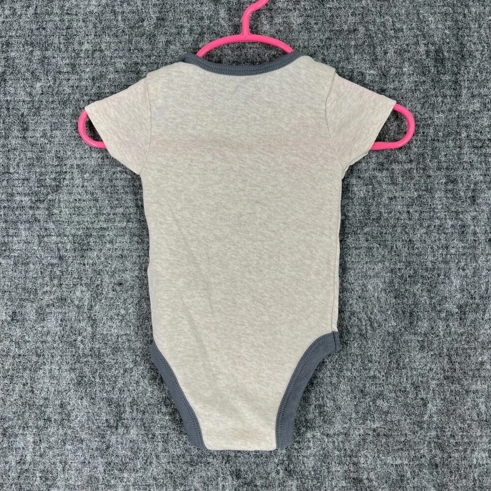 Nike Baby Onesy 0-6 Month Gray Onepiece Jumpsuit‎ Bodysuit Swoosh basketball